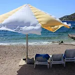 Apartments By The Sea Prizba, Korcula - 12648 Apartment *