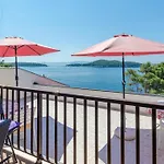 Apartman By The Sea Prizba, Korcula - 12648 *