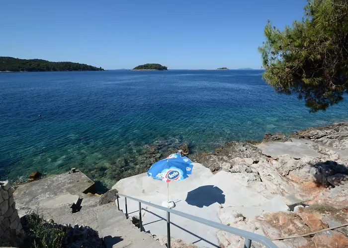 Apartments By The Sea Prizba, Korcula - 12648 Апартаменты Прижба