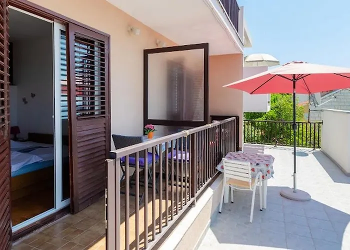 Apartments By The Sea Prizba, Korcula - 12648 Апартаменты Прижба