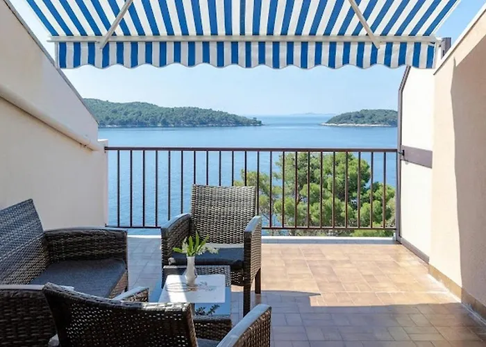 Apartments By The Sea Prizba, Korcula - 12648 *